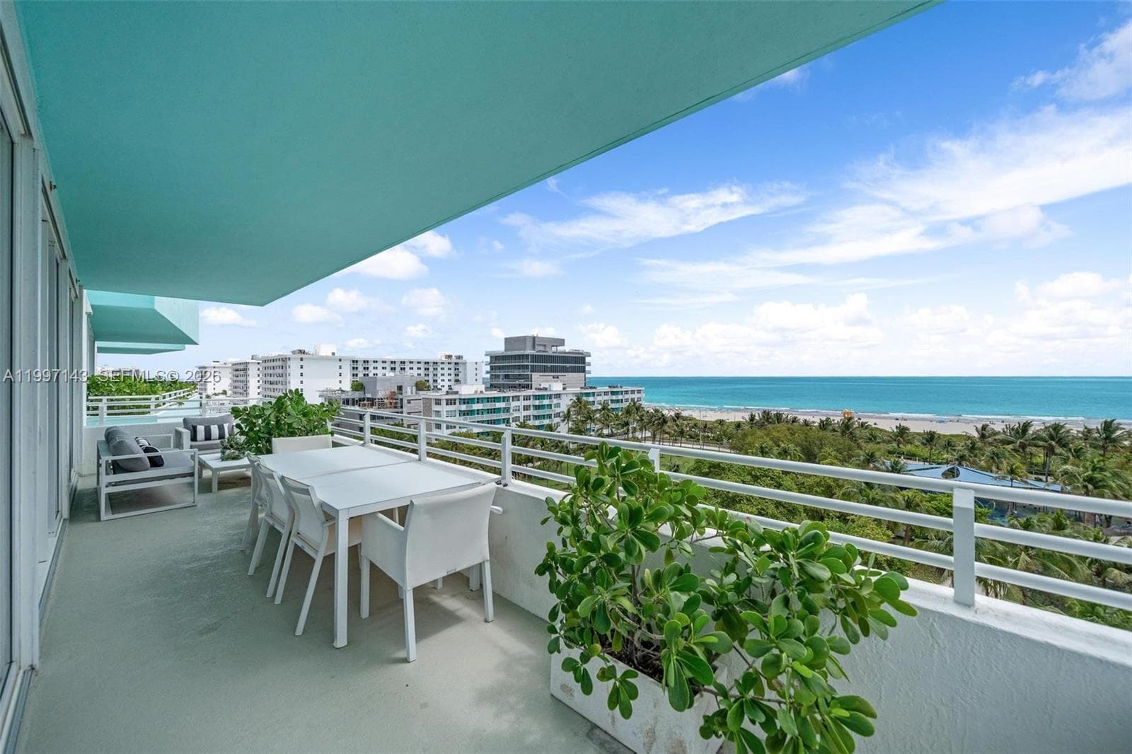 A11997143 — Miami Beach — 22