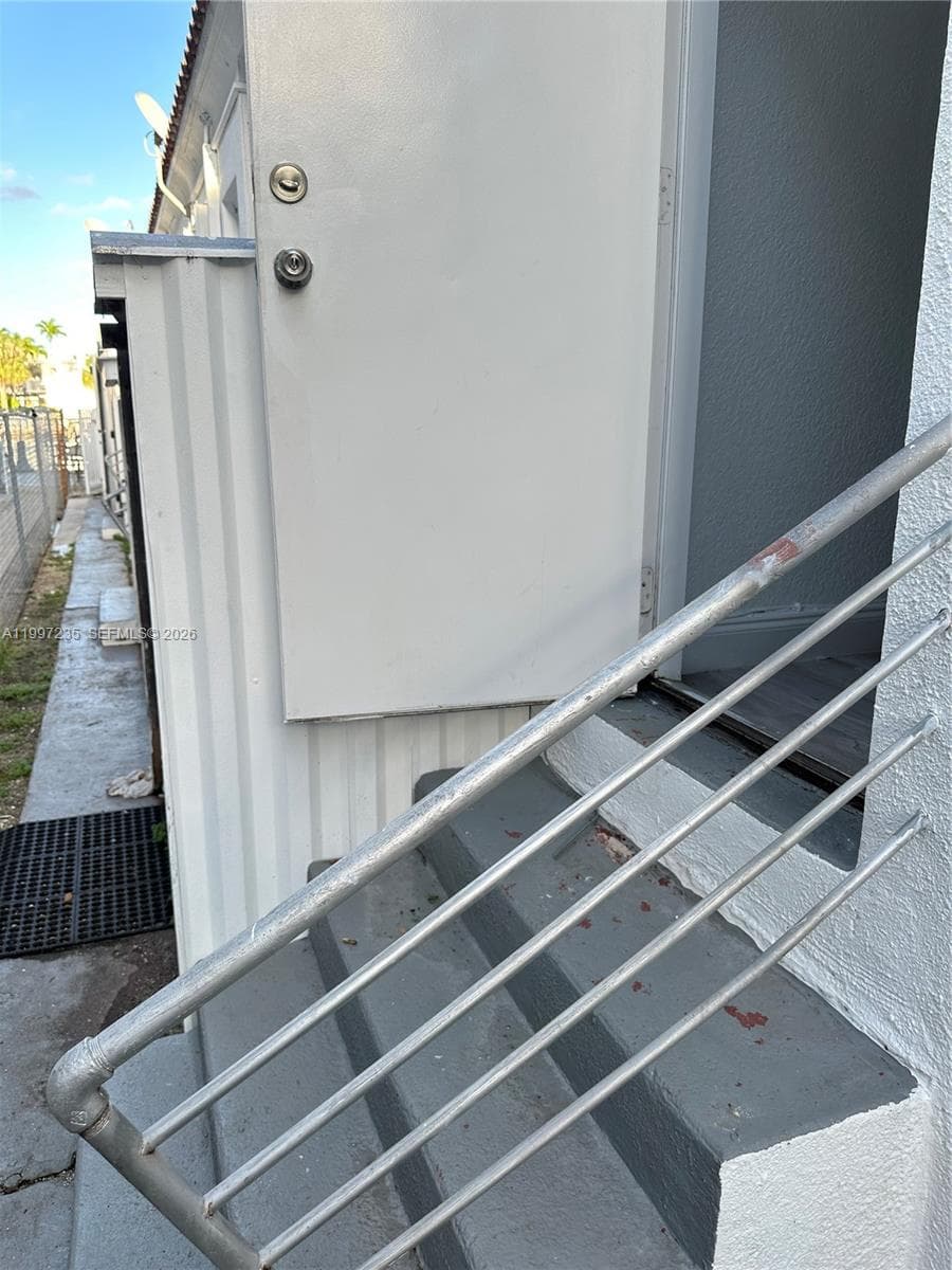 A11997235 — Miami Beach — 14