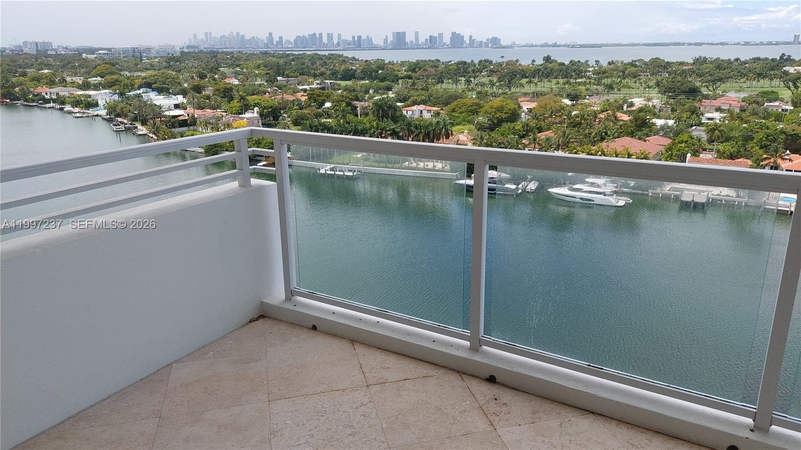 A11997237 — Miami Beach — 9