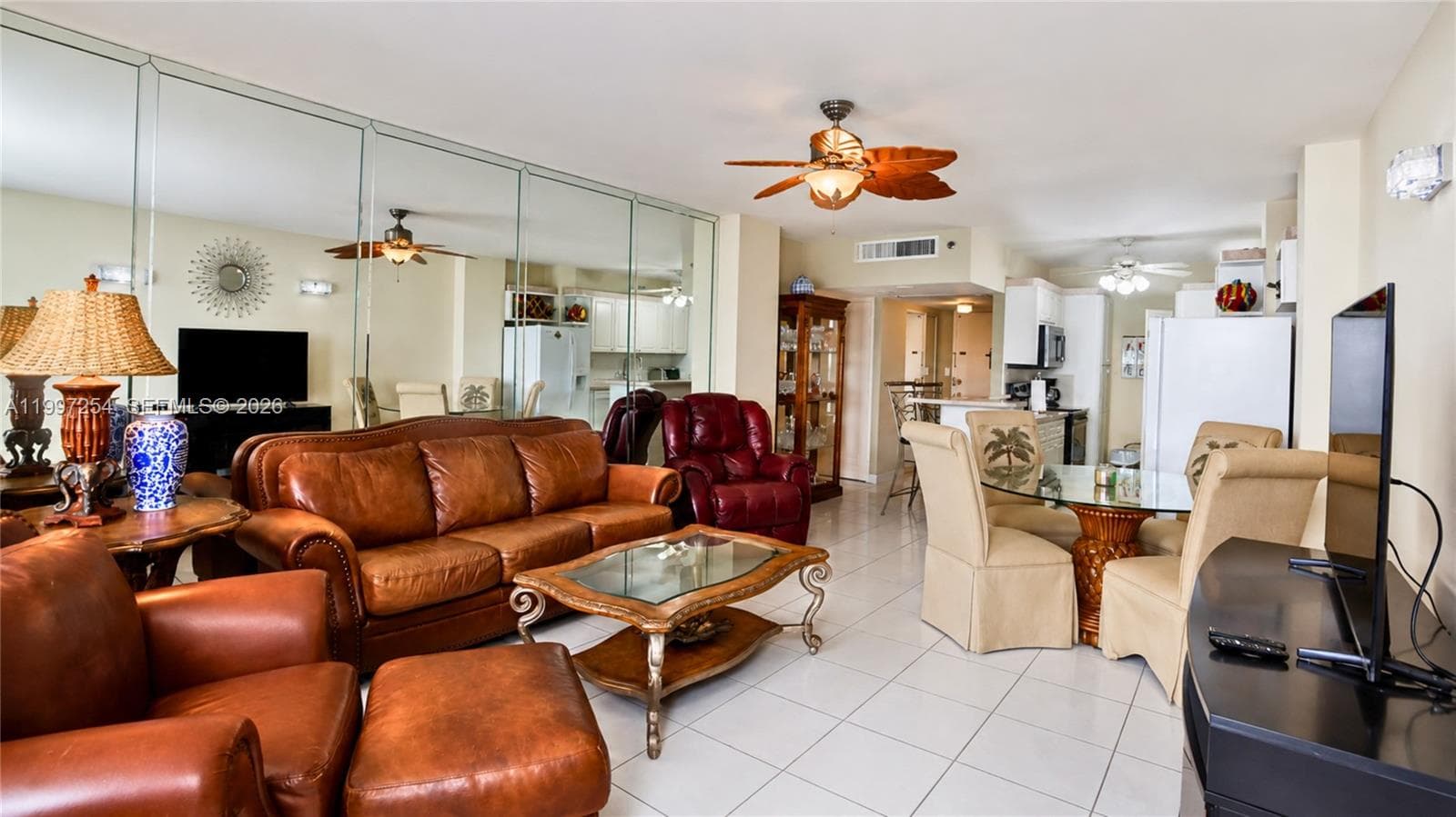 A11997254 — Miami Beach — 2