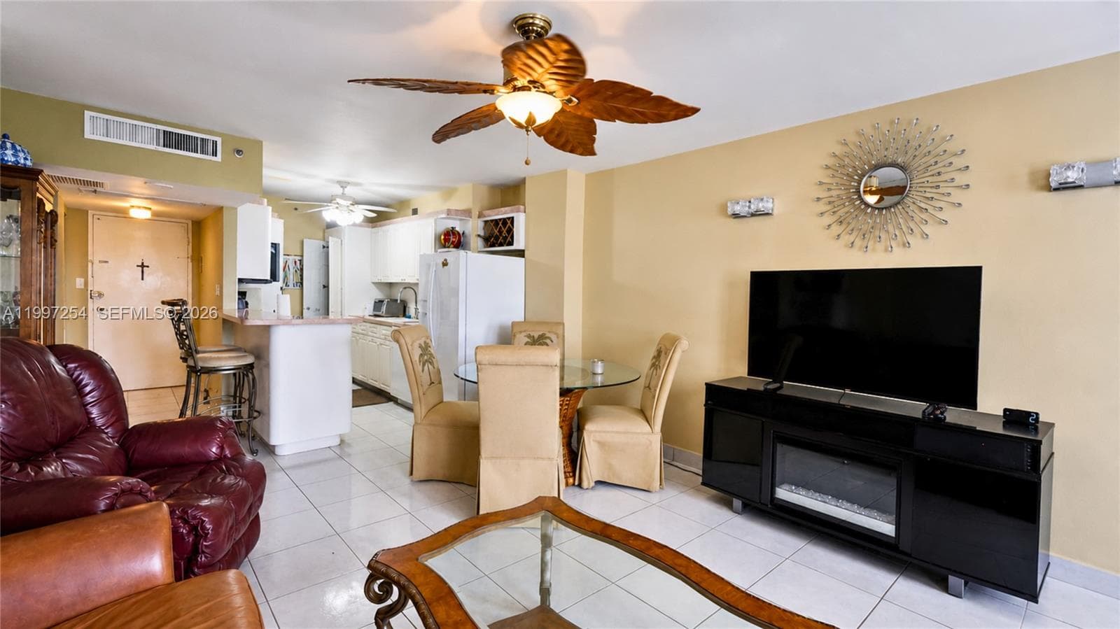A11997254 — Miami Beach
