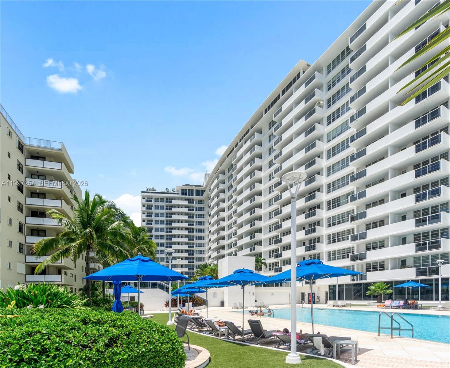 A11997254 — Miami Beach — 15