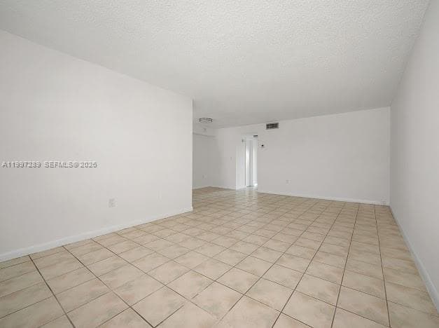A11997289 — Miami Beach — 16