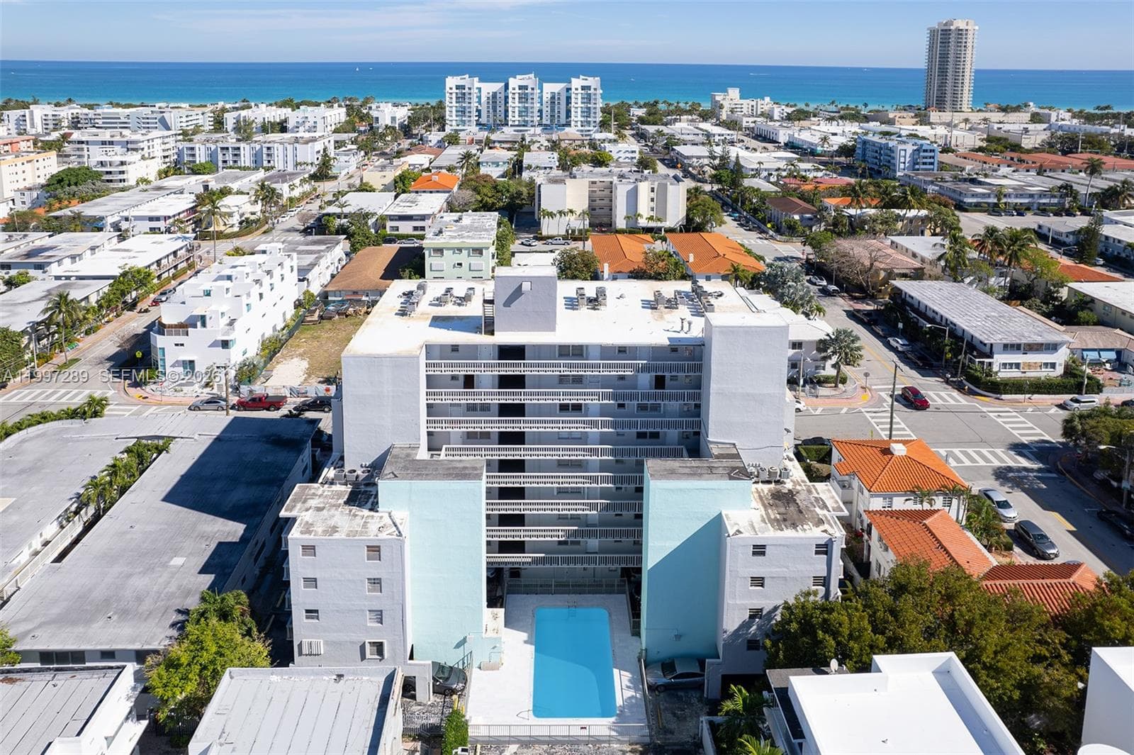 A11997289 — Miami Beach — 29