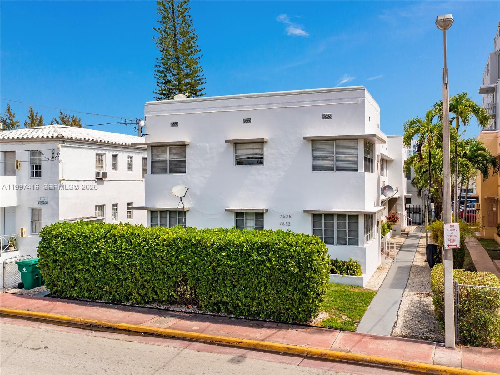A11997416 — Miami Beach — 2