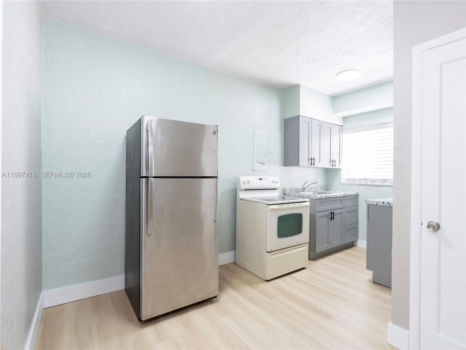 A11997416 — Miami Beach — 7