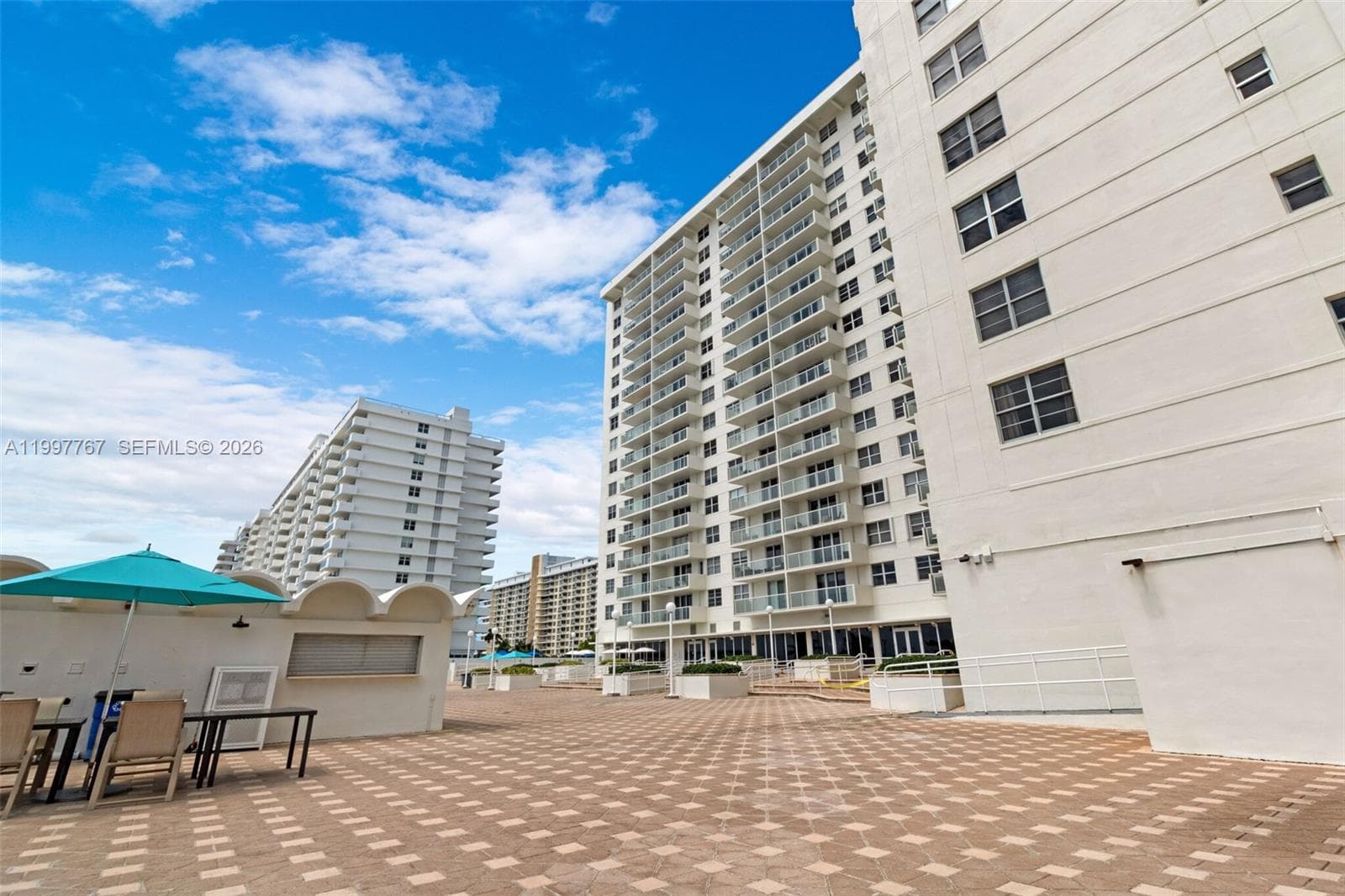 A11997767 — Miami Beach — 61
