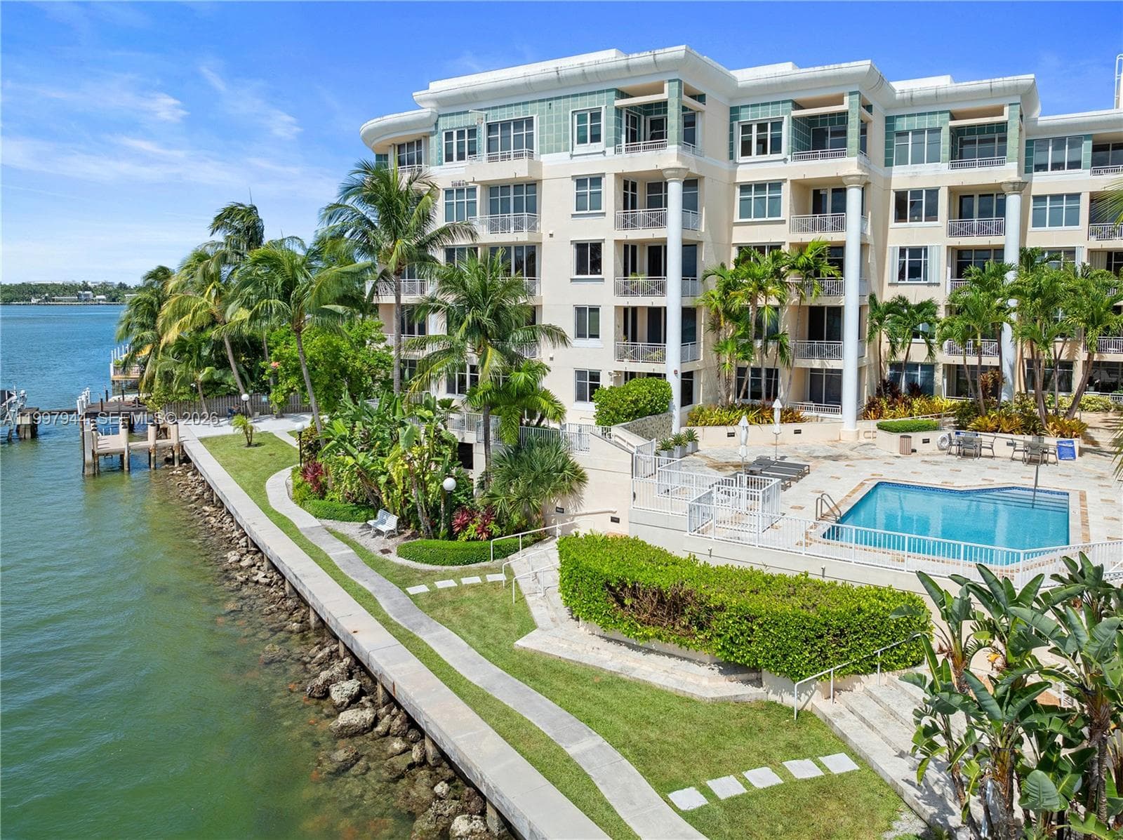 A11997944 — Miami Beach — 2