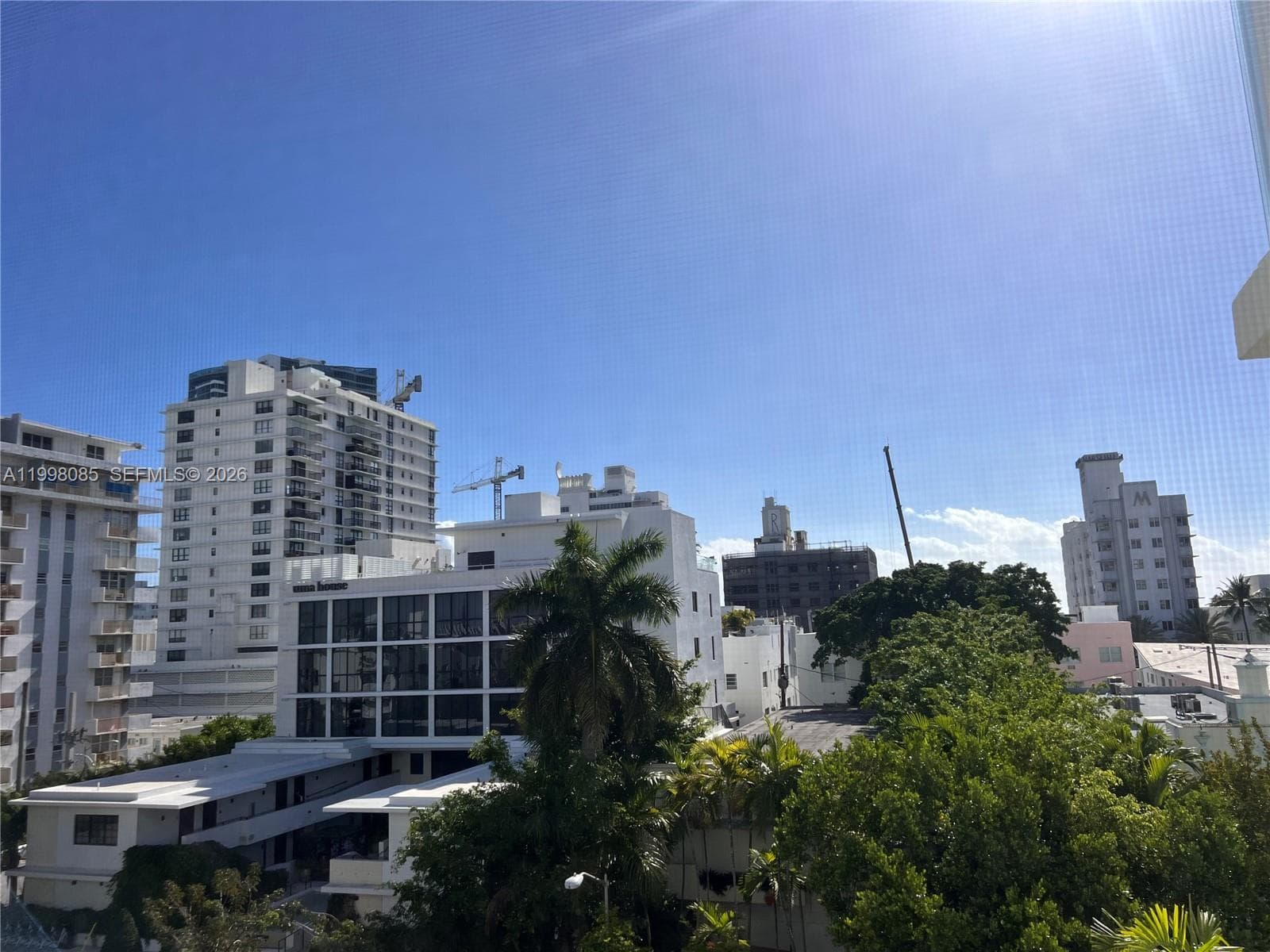 A11998085 — Miami Beach — 10