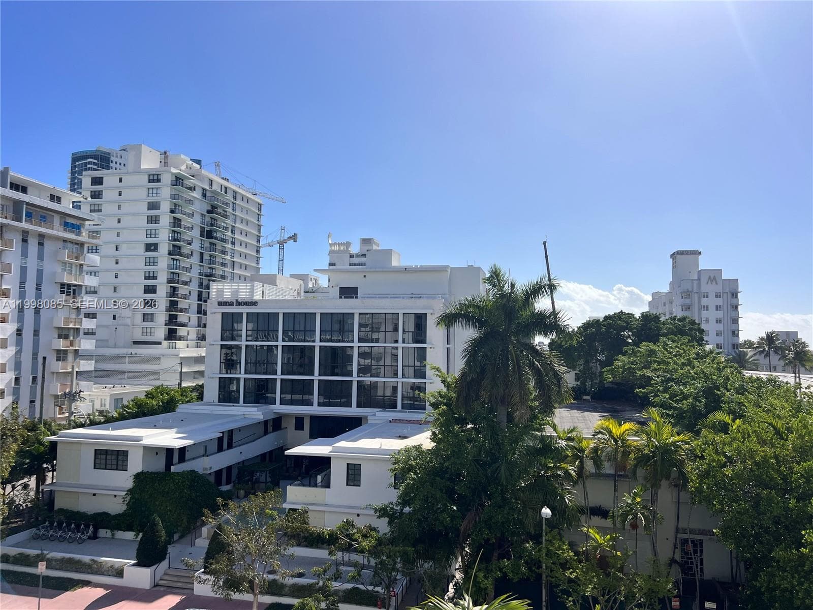 A11998085 — Miami Beach — 11