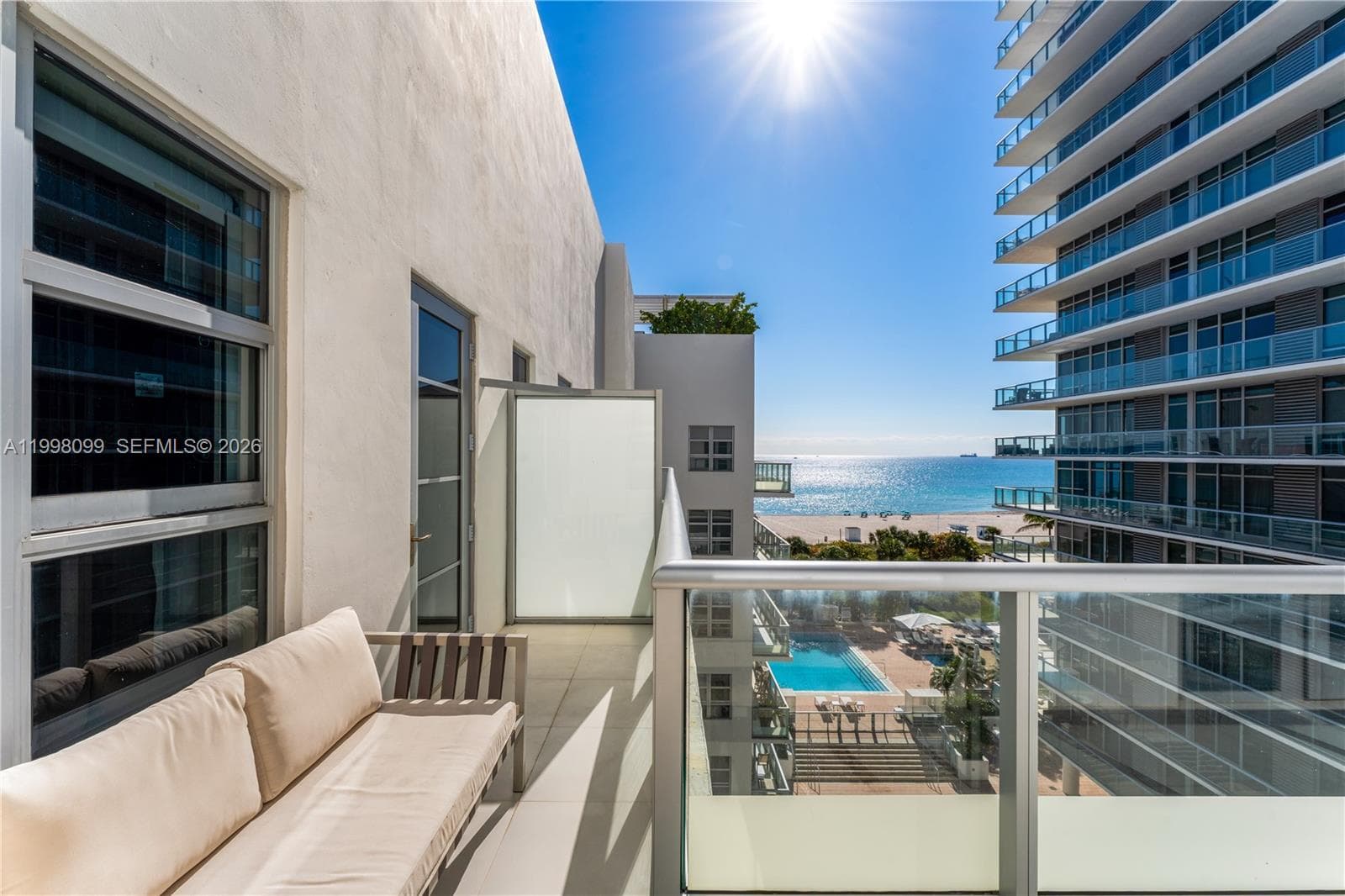 A11998099 — Miami Beach — 16