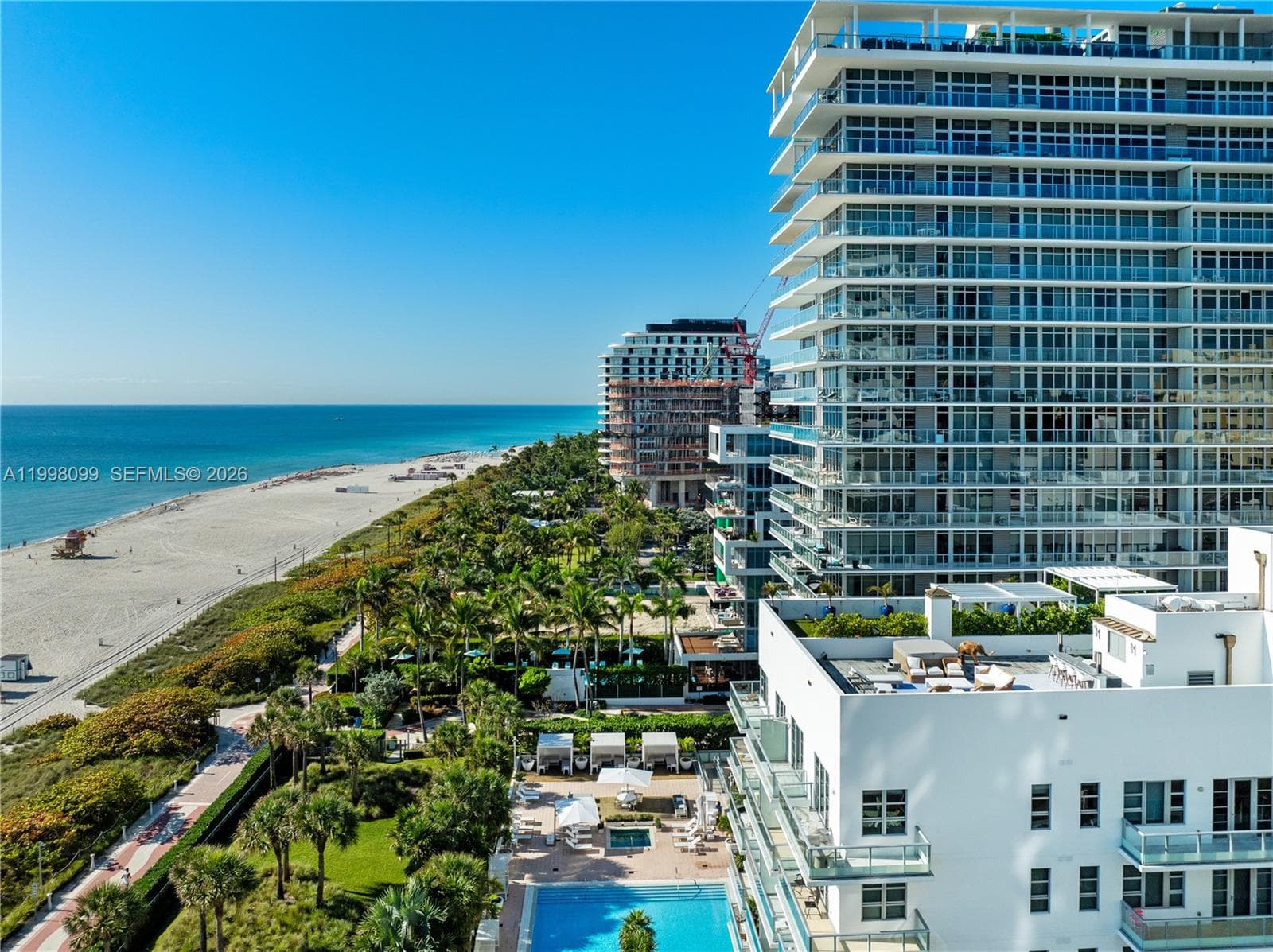 A11998099 — Miami Beach — 30