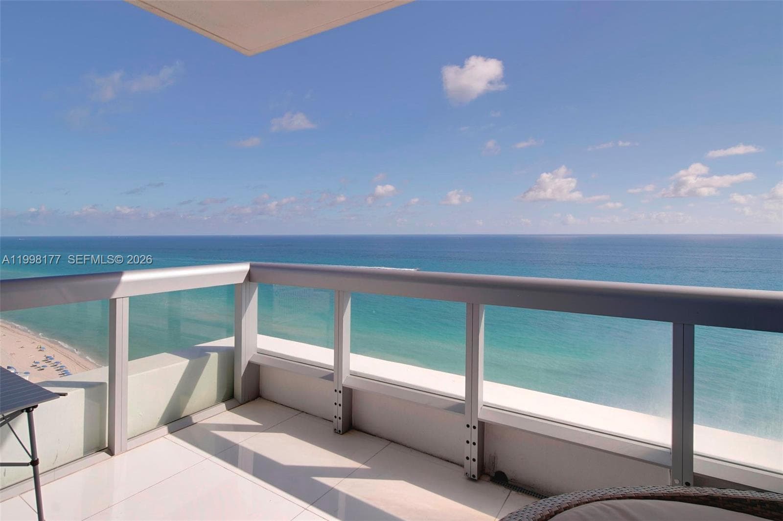 A11998177 — Miami Beach — 16