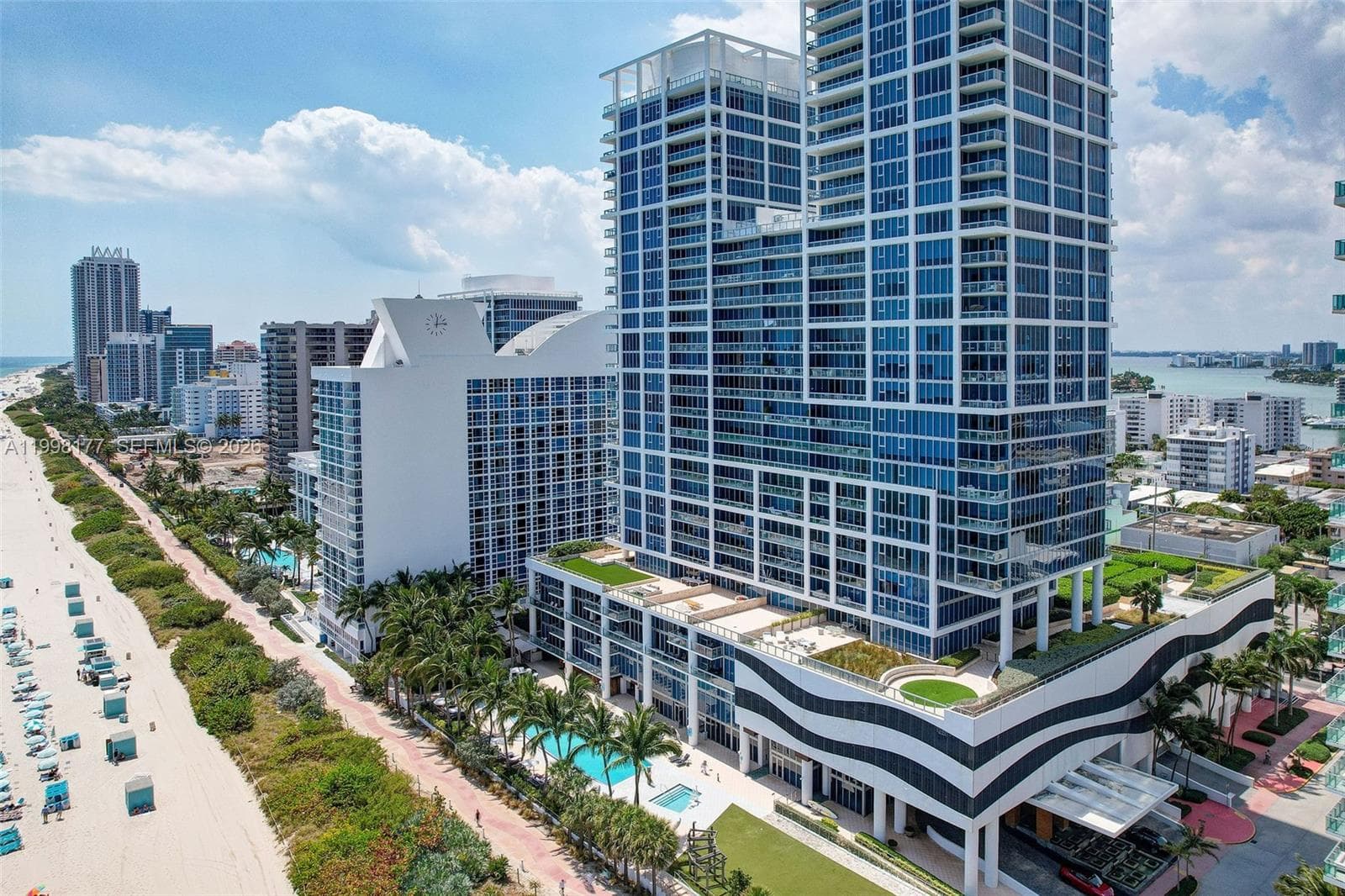 A11998177 — Miami Beach — 28