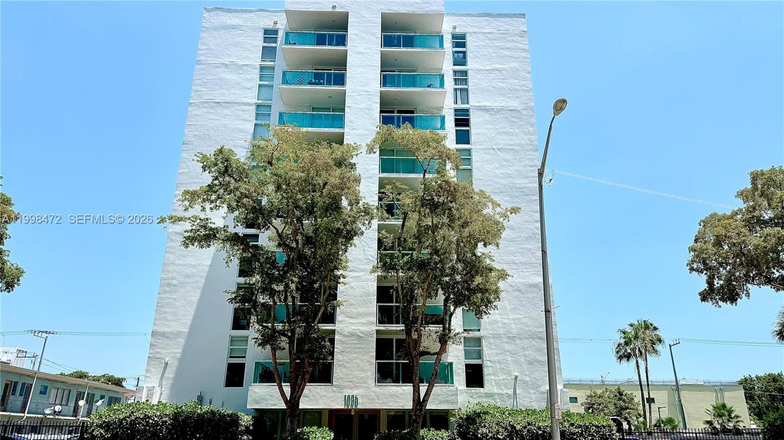 A11998472 — Miami Beach — 2