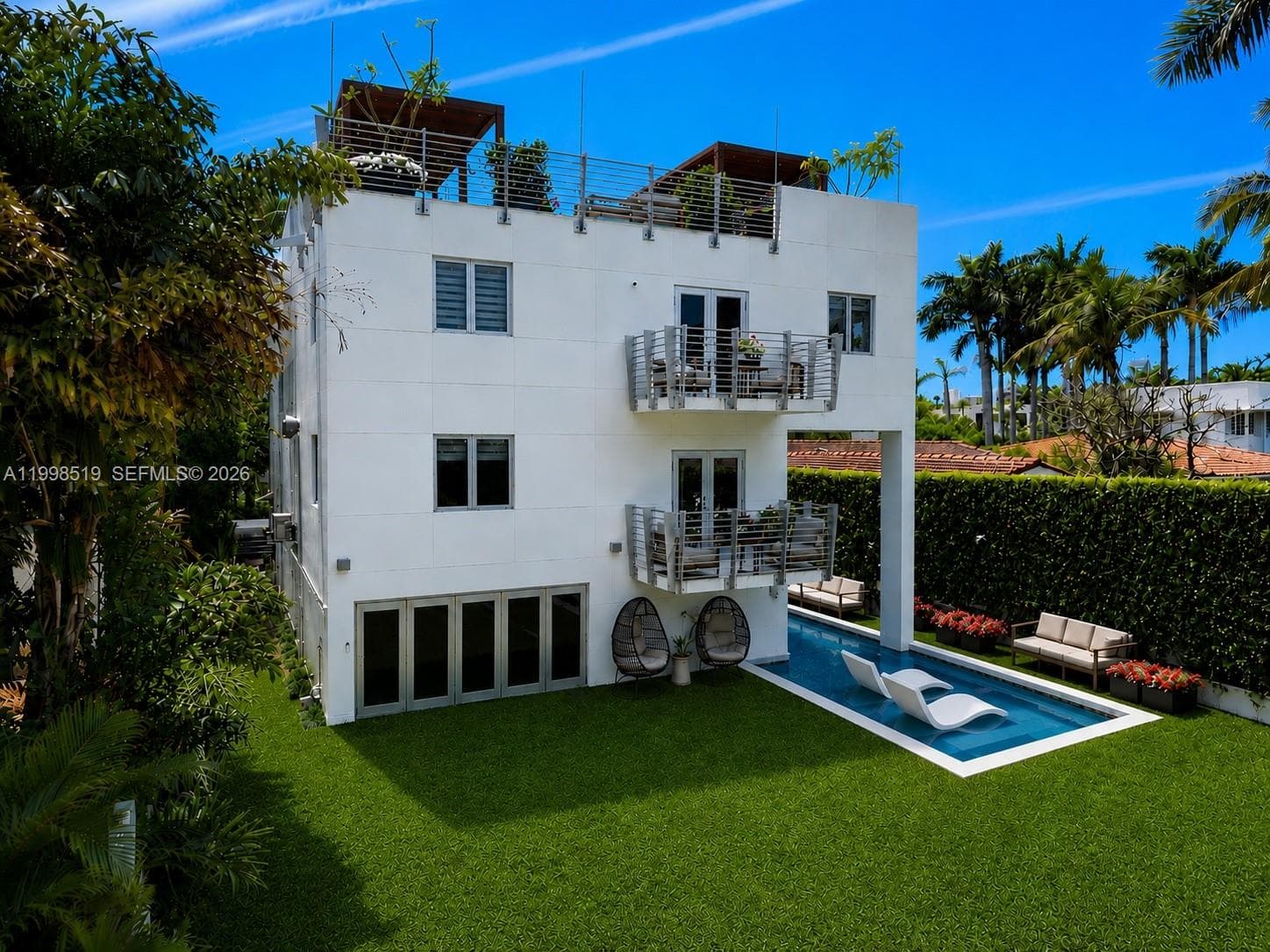 A11998519 — Miami Beach — 51