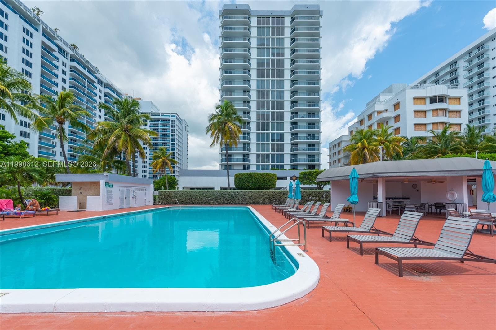 A11998612 — Miami Beach — 23