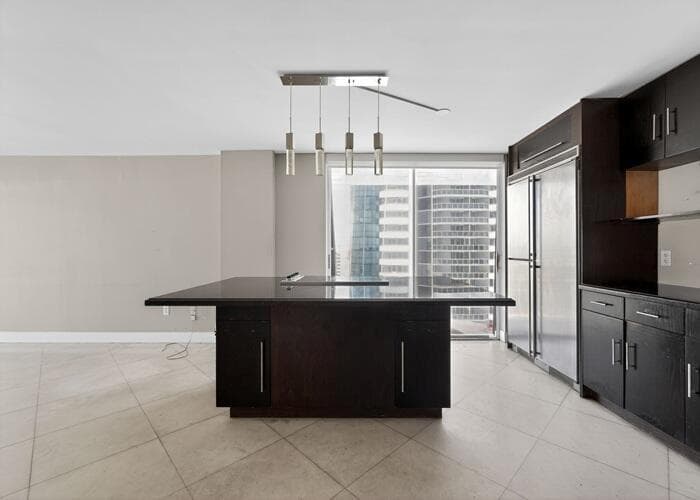 B26013840 — Miami Beach — 9