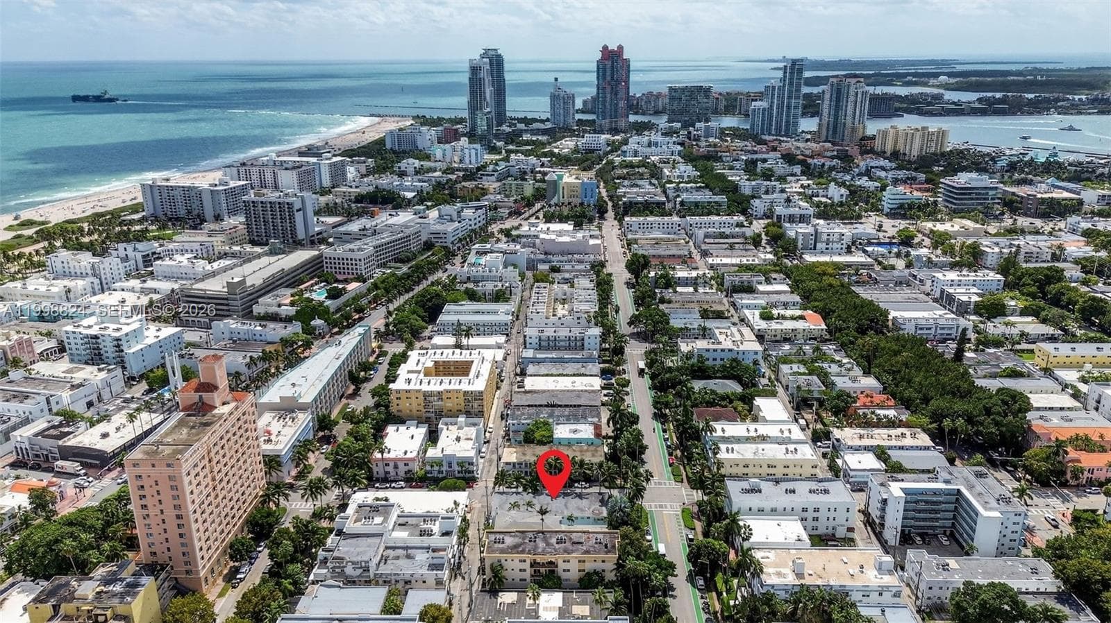 A11998824 — Miami Beach — 18