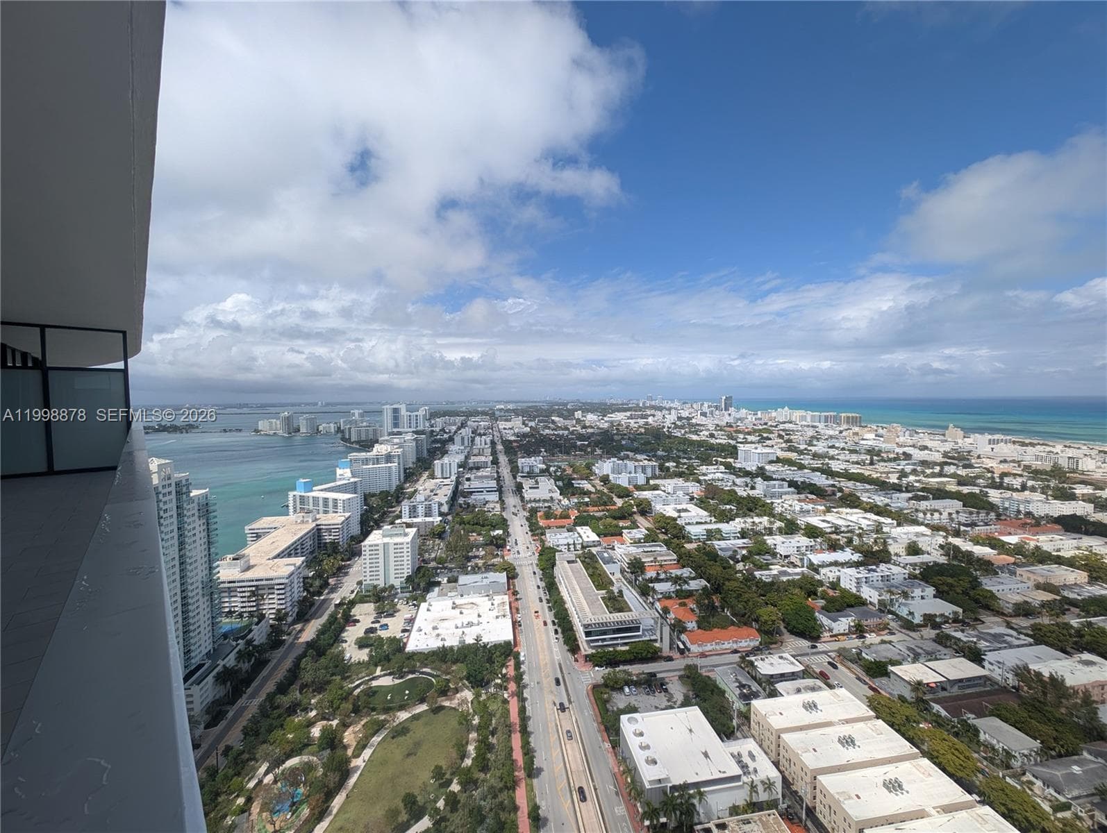 A11998878 — Miami Beach — 13