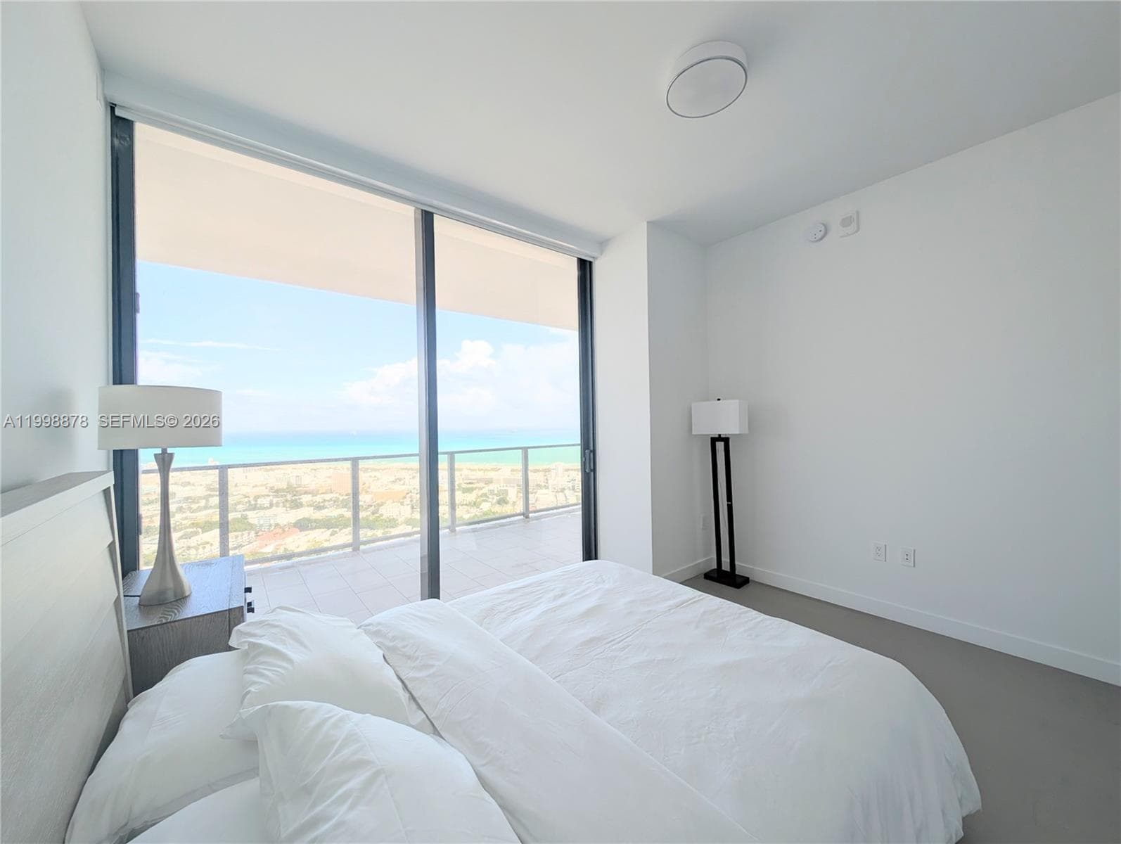 A11998878 — Miami Beach — 5