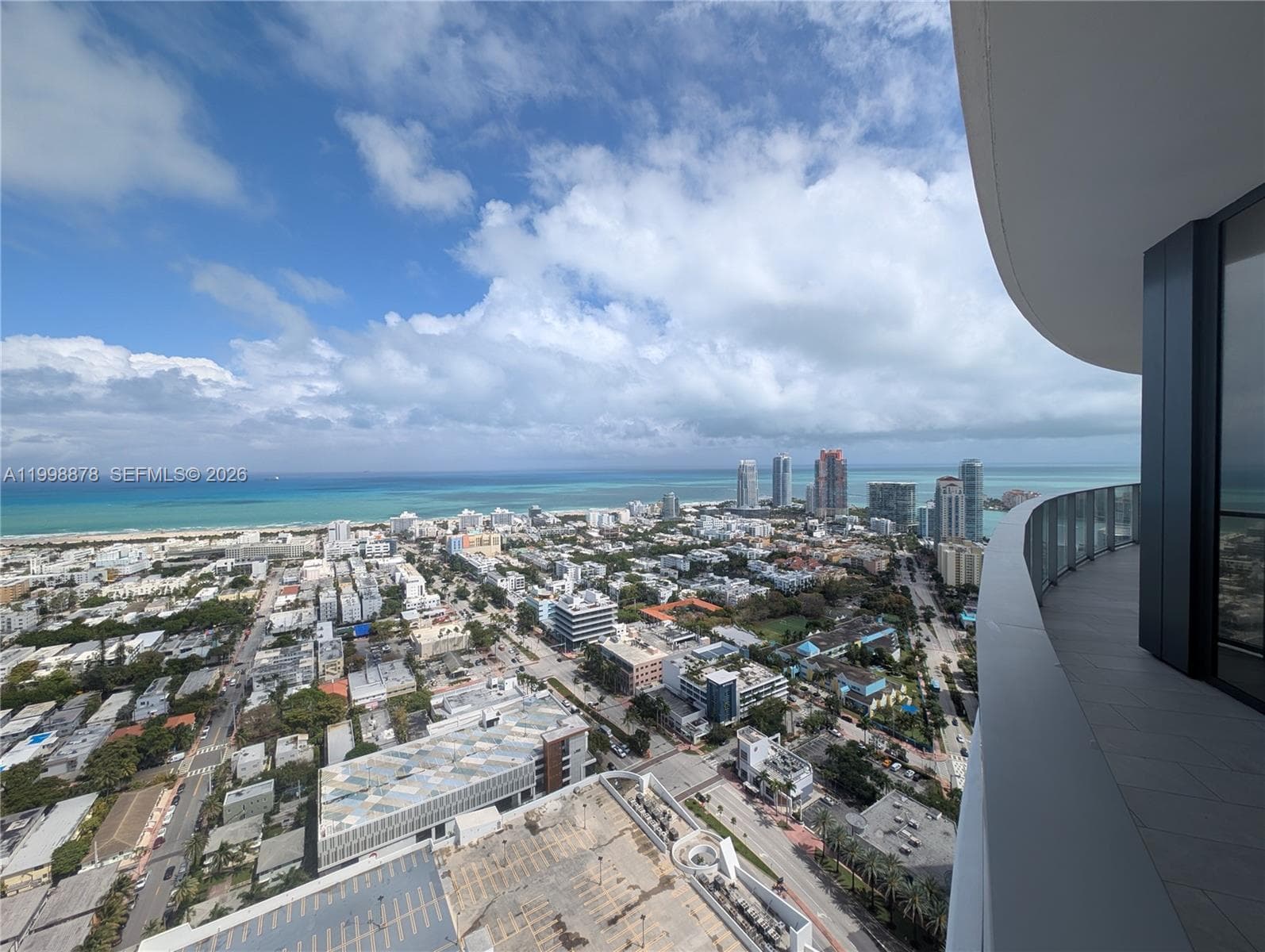 A11998878 — Miami Beach — 19