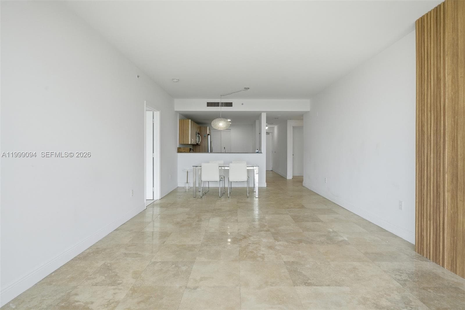 A11999094 — Miami Beach — 7