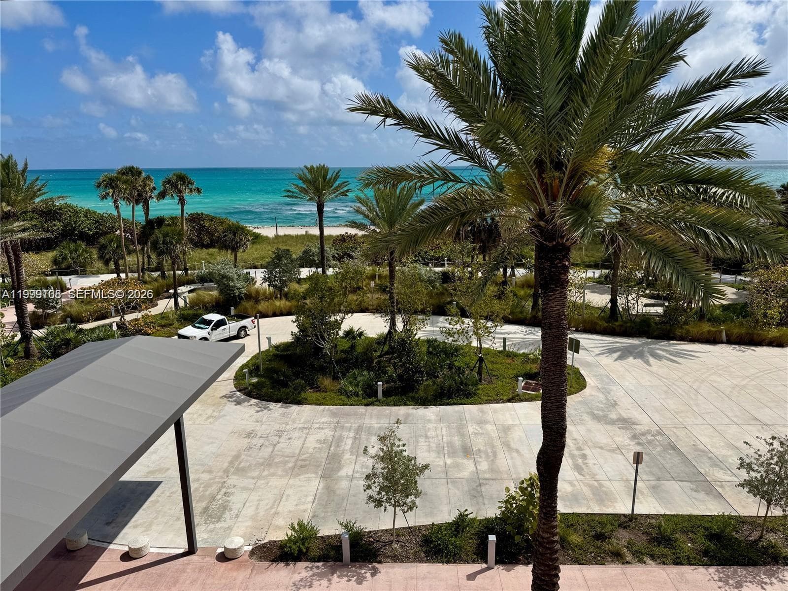A11999108 — Miami Beach — 42