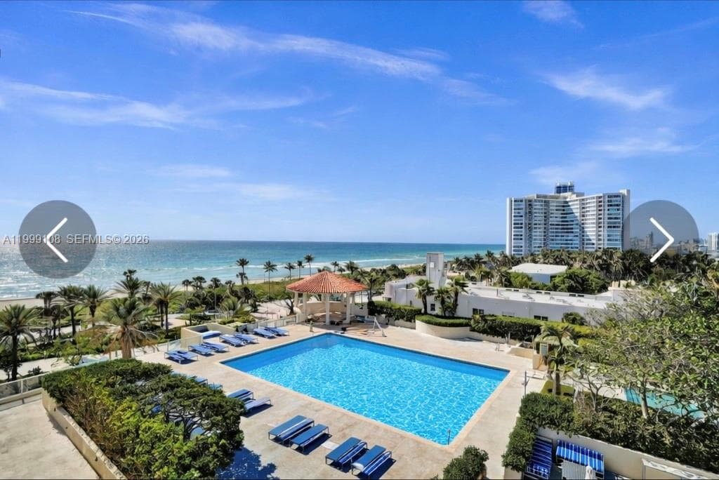 A11999108 — Miami Beach — 22