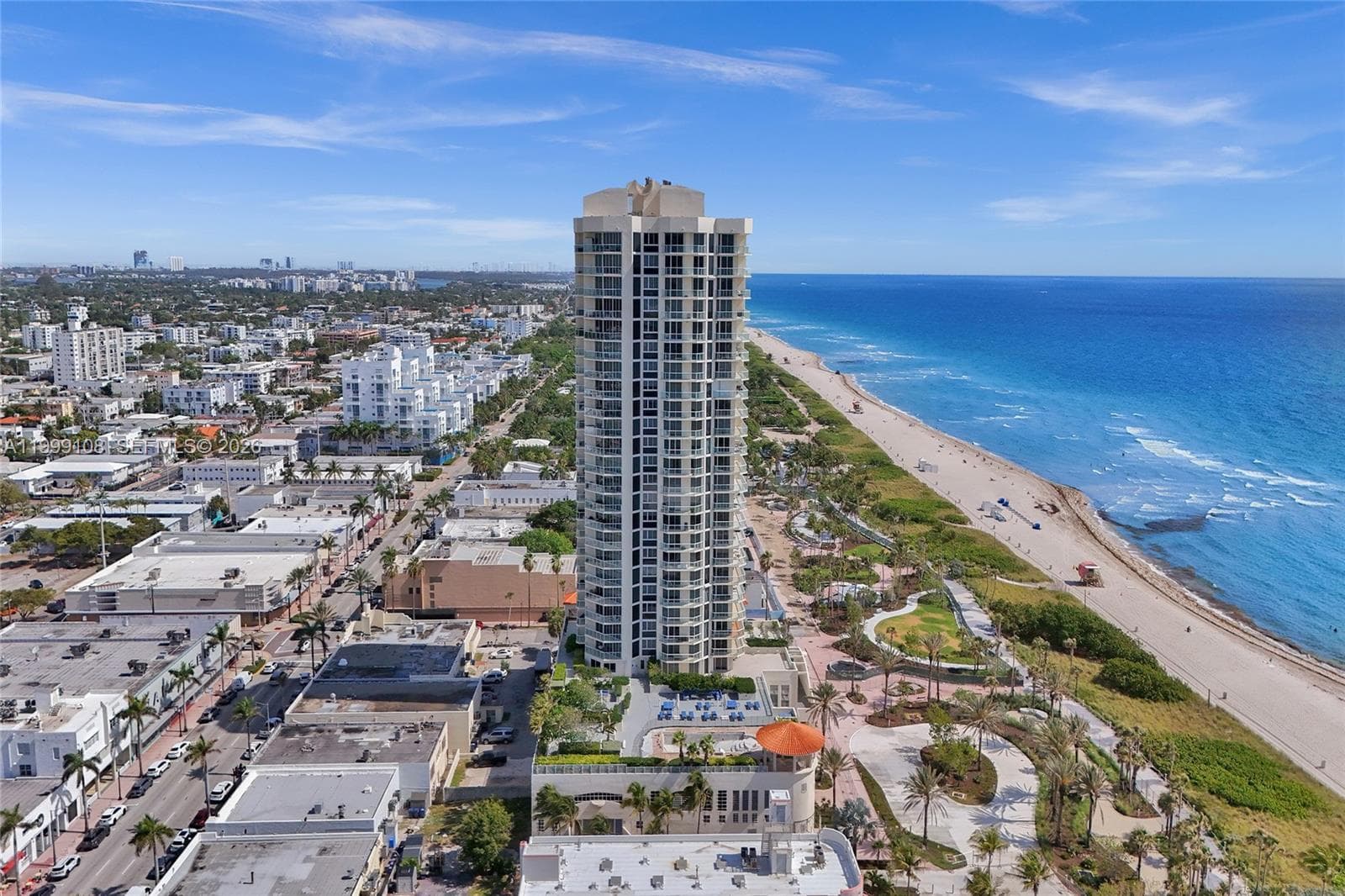 A11999108 — Miami Beach — 38