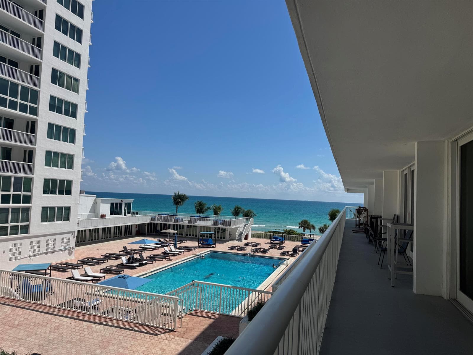 B26014092 — Miami Beach — 27
