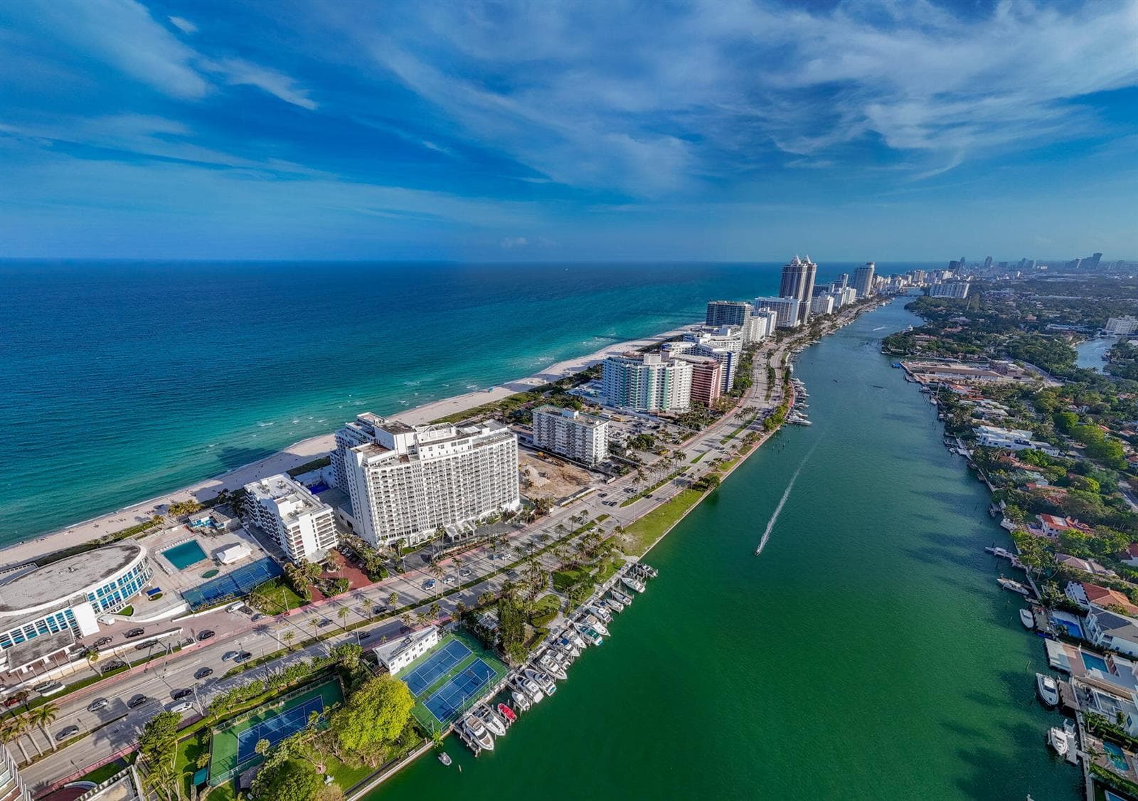 B26014092 — Miami Beach — 46