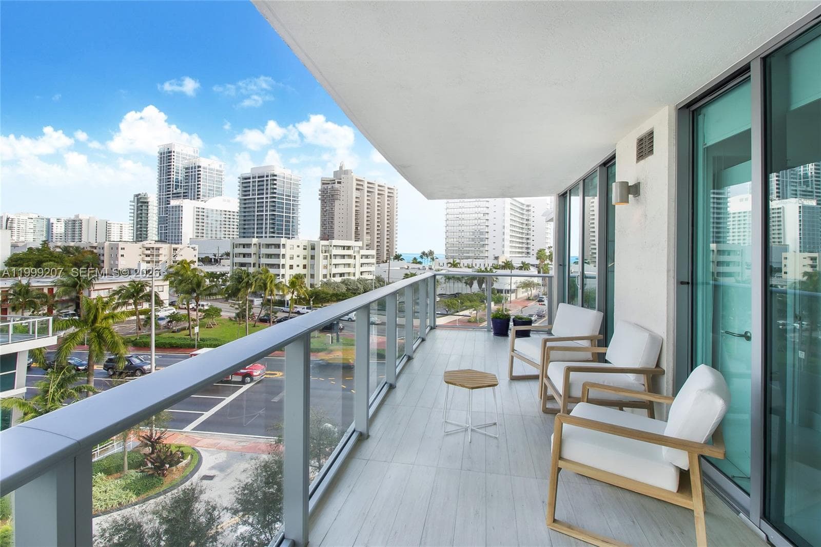 A11999207 — Miami Beach — 5