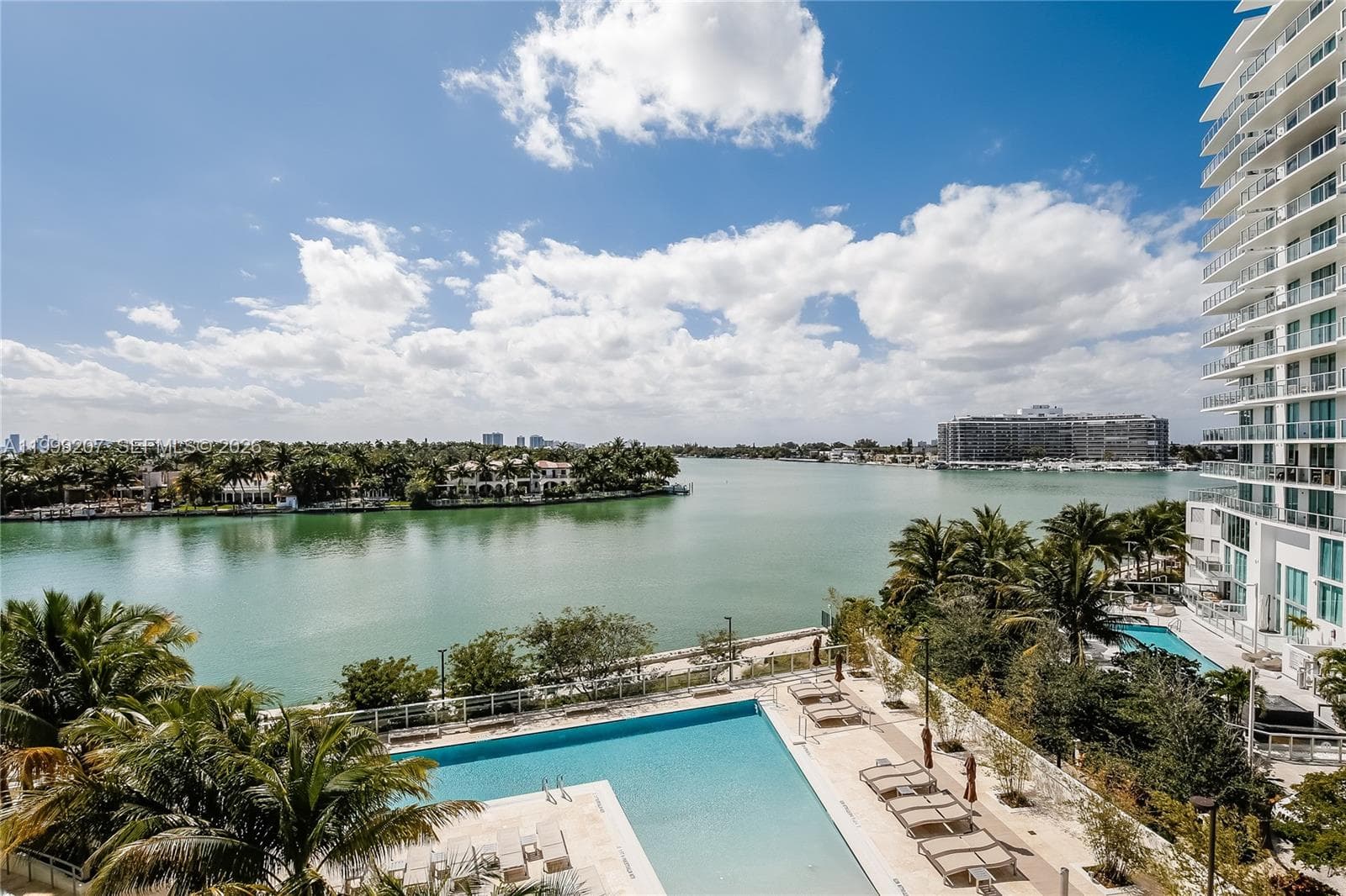 A11999207 — Miami Beach — 20