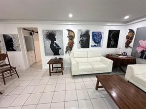 B26014383 — Miami Beach — 26