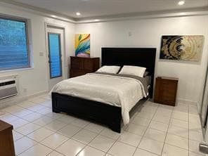 B26014383 — Miami Beach — 30