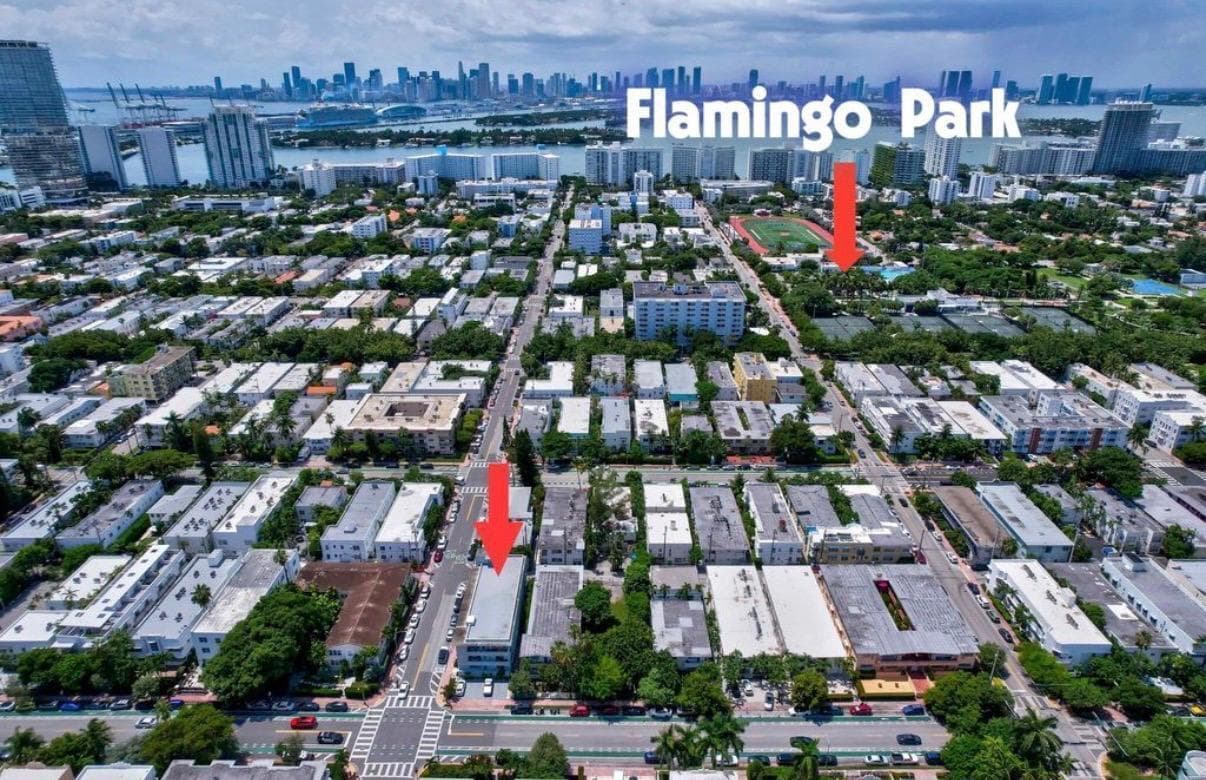 B26014383 — Miami Beach — 45