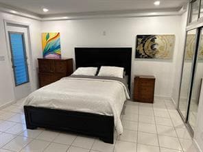 B26014383 — Miami Beach — 4