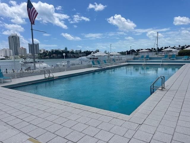 A11999418 — Miami Beach — 23