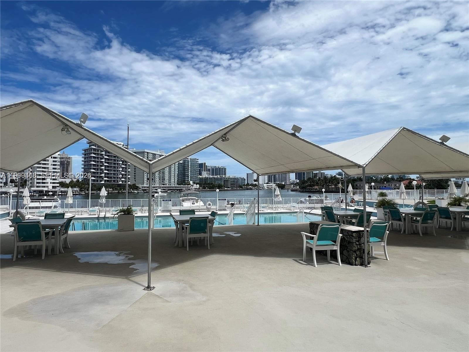 A11999418 — Miami Beach — 26