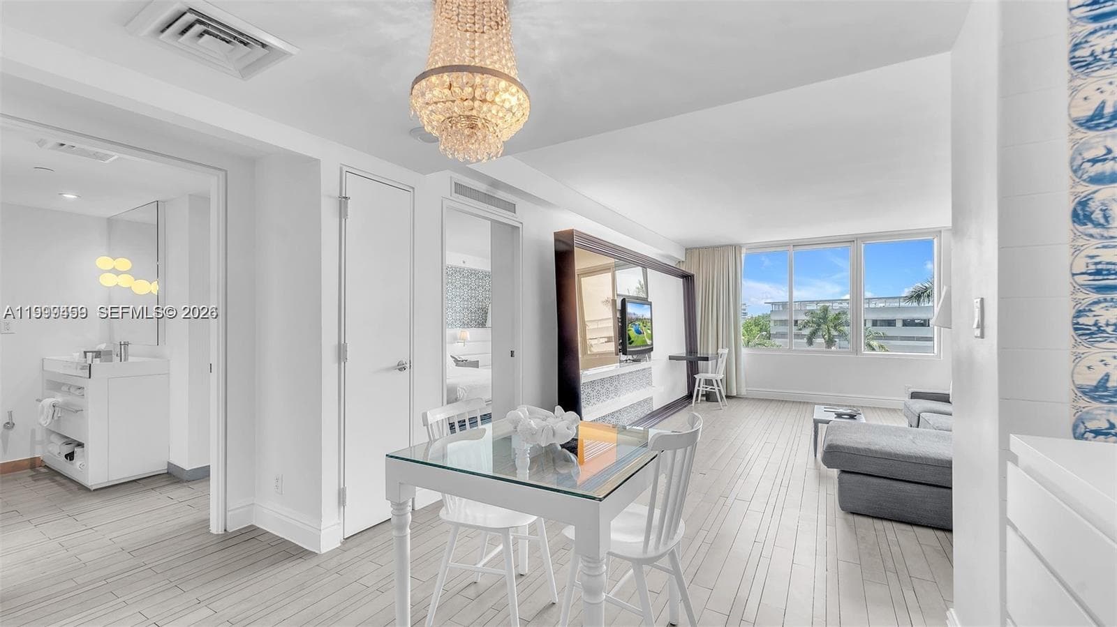 A11999459 — Miami Beach — 6