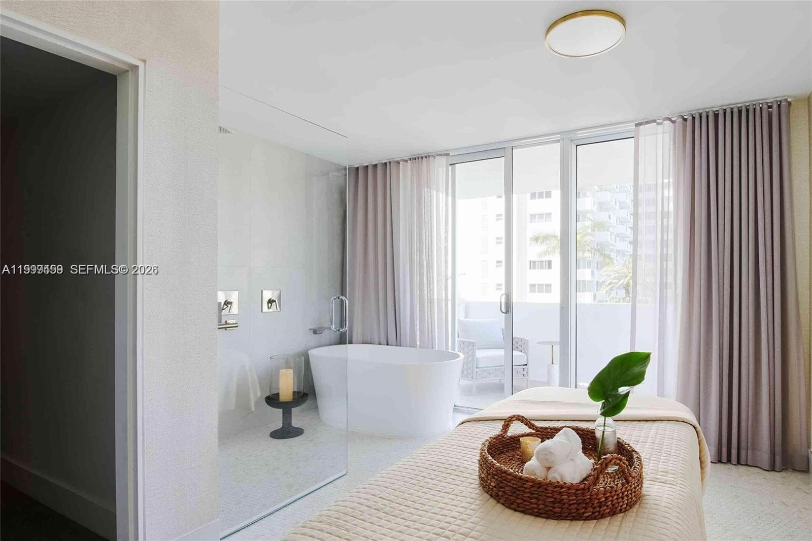A11999459 — Miami Beach — 36