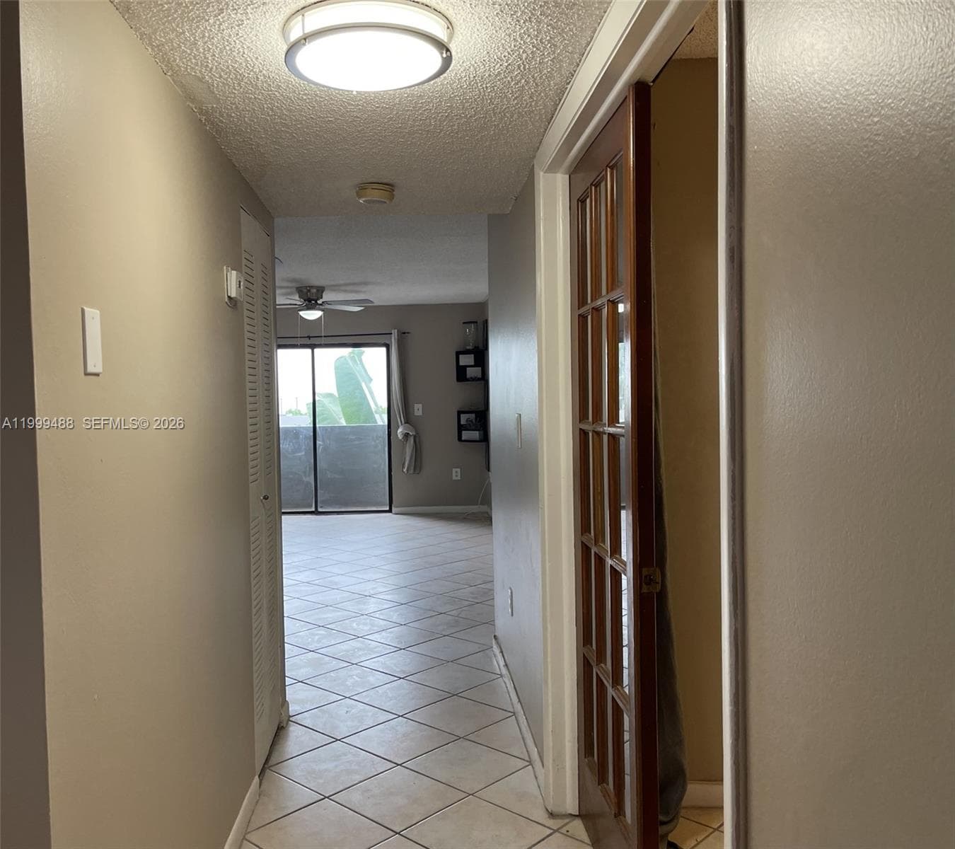 A11999488 — Miami Beach — 2