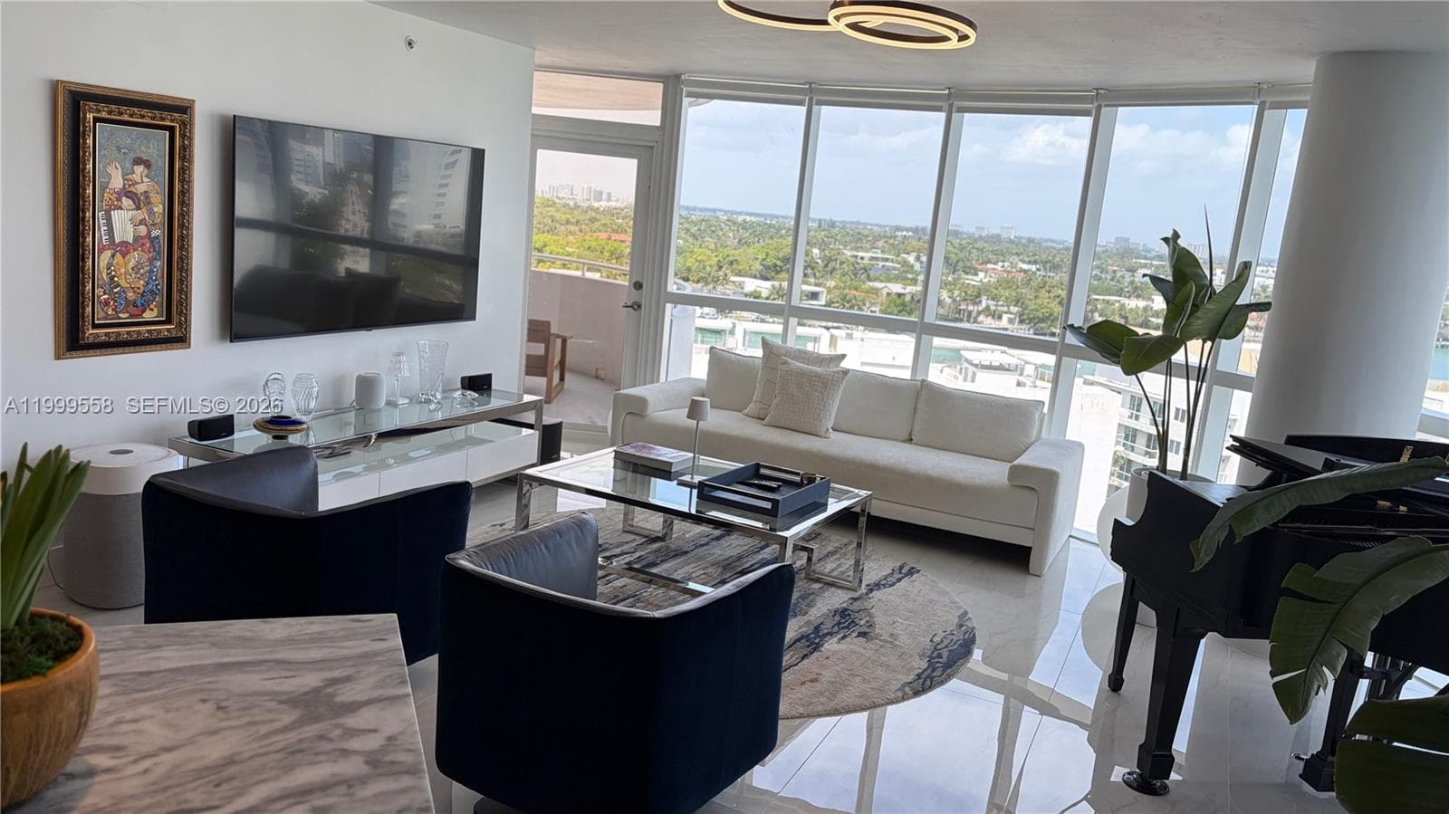 A11999558 — Miami Beach — 6