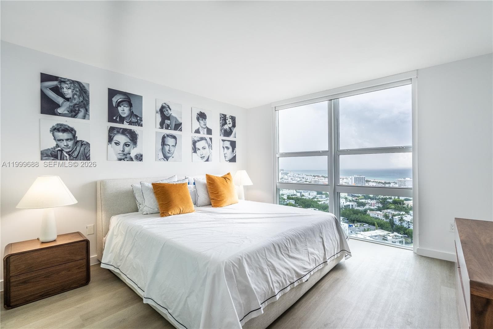 A11999688 — Miami Beach — 10