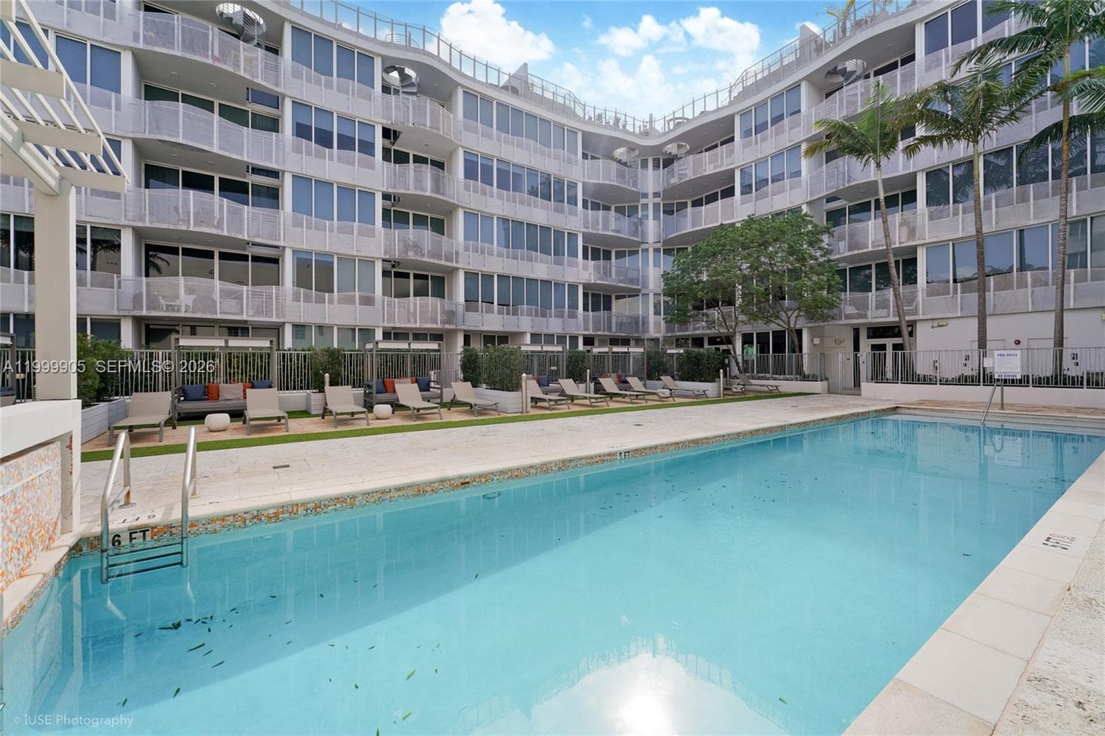 A11999905 — Miami Beach — 27
