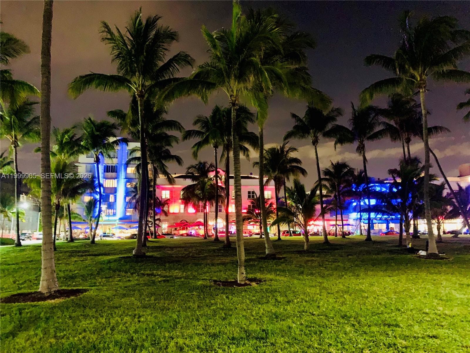A11999905 — Miami Beach — 30
