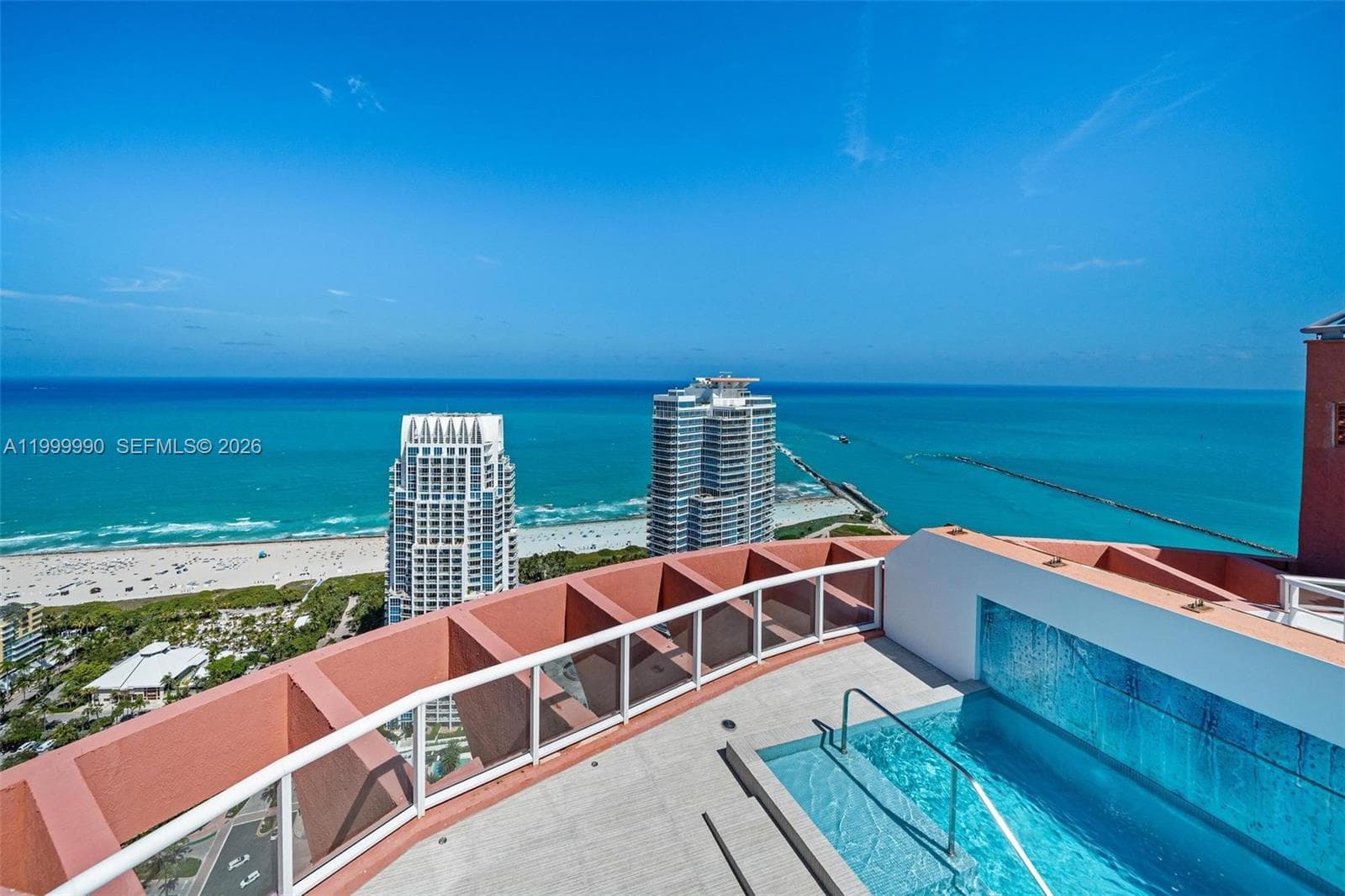 A11999990 — Miami Beach — 59