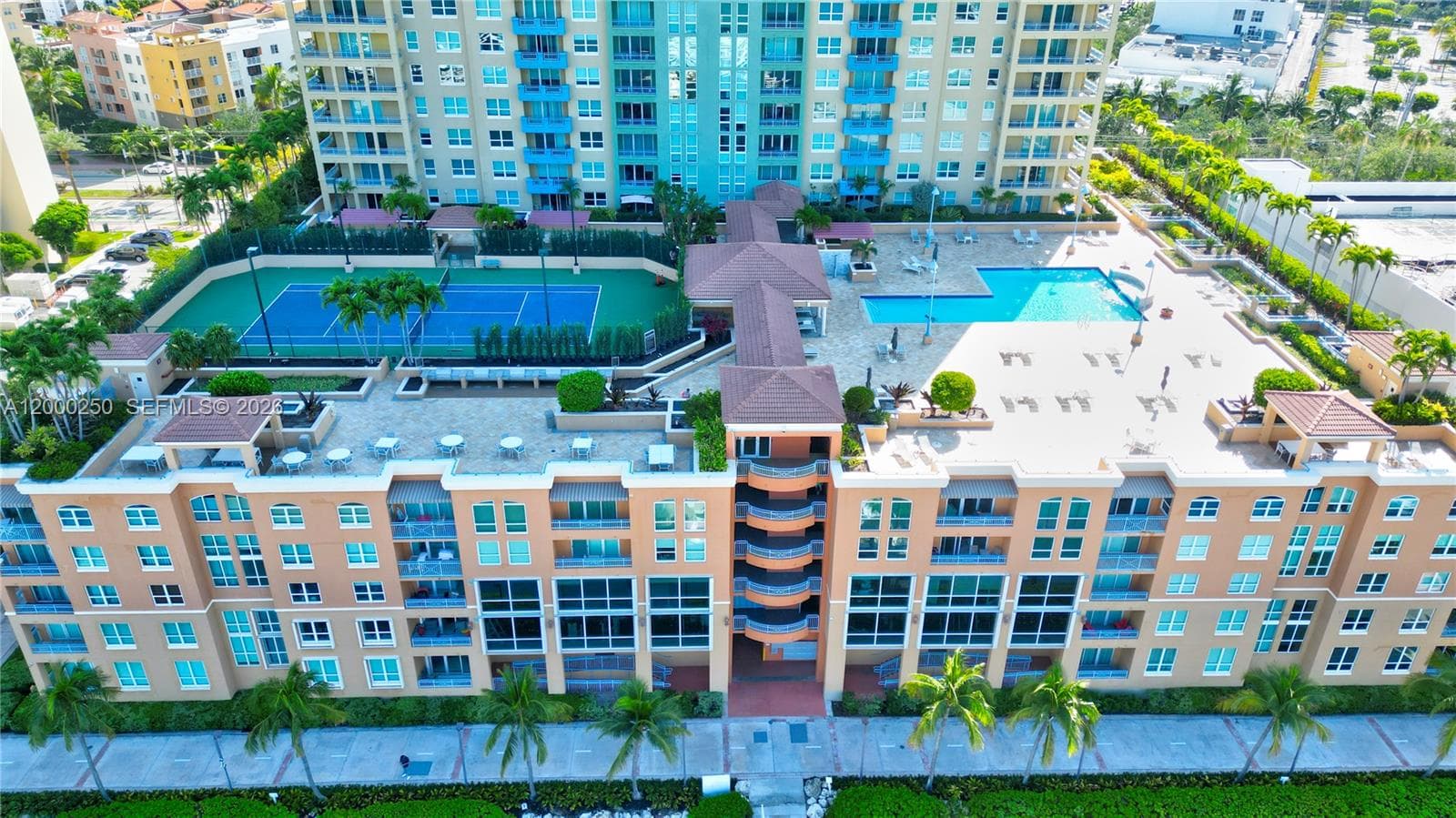 A12000250 — Miami Beach — 4