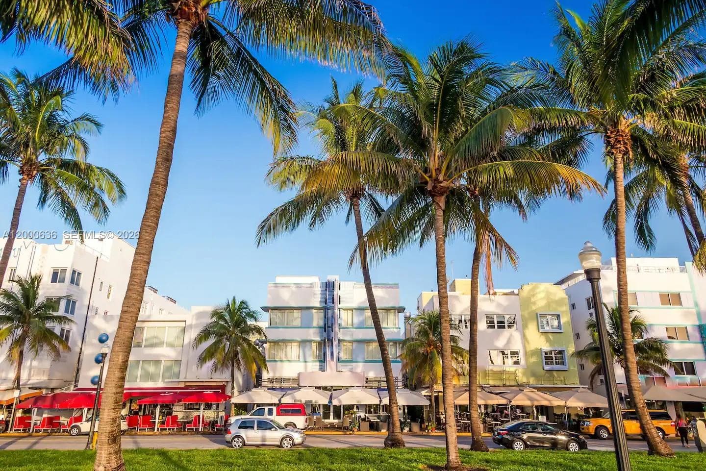 A12000636 — Miami Beach — 14